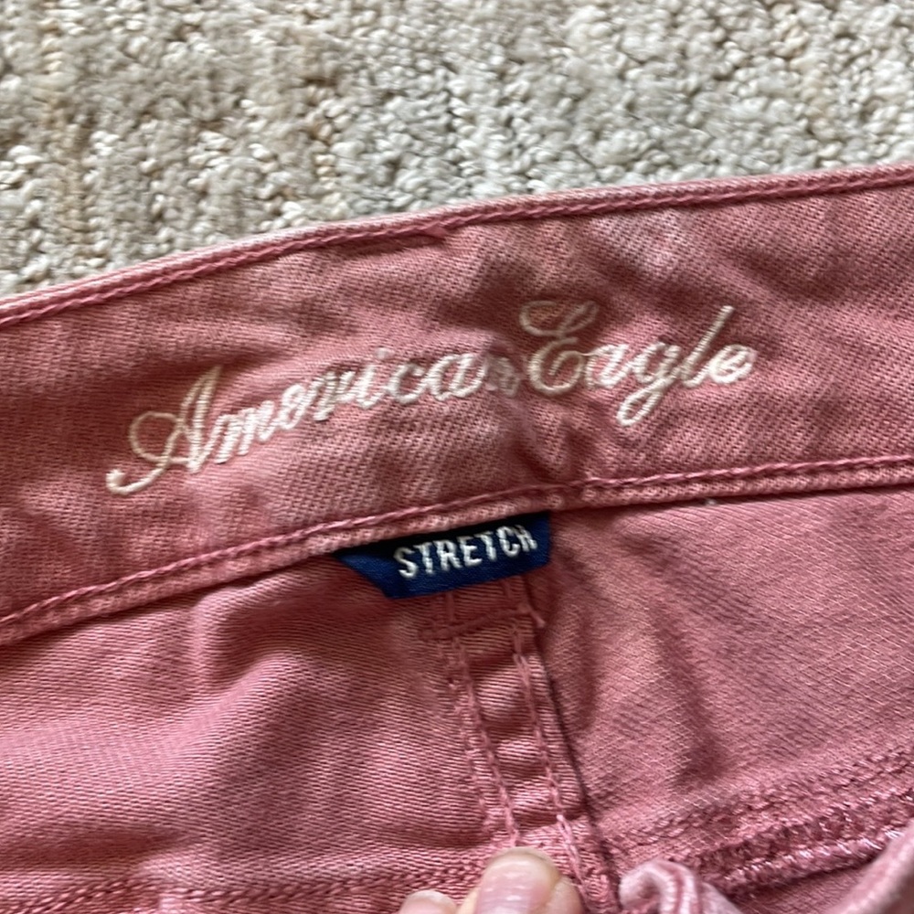 American Eagle Pink Skinny Jeans, Faded Wash, Pink Jeans, Stretch, size 4 - Picture 5 of 8